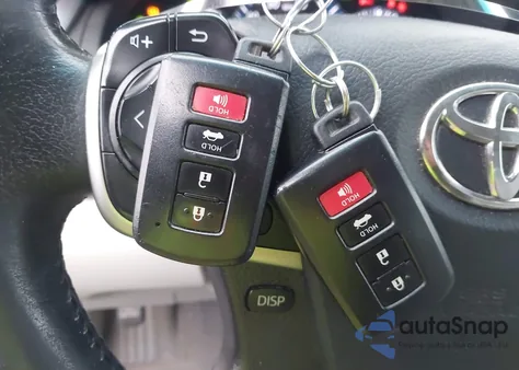 2014 Toyota Camry Hybrid Xle z USA, uszkodzony, nr VIN 4T1BD1FK6EU098734